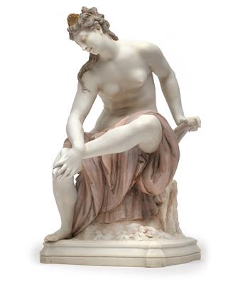 A figure of Venus after her bath, - Sklo, Porcelán