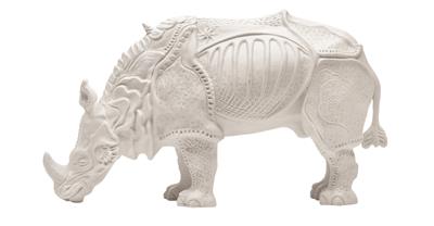 A figure of a rhinoceros, after the famous woodcut by Albrecht Dürer, - Sklo, Porcelán