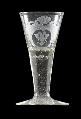 An armorial glass with double eagle, - Sklo, Porcelán