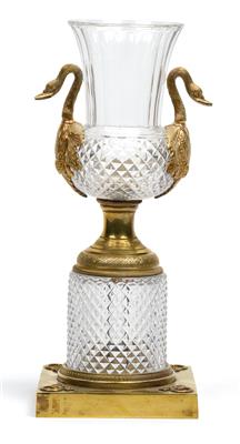 A glass vase with gilt bronze mount, - Sklo, Porcelán