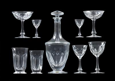 A set of Moser glasses, - Glass and porcelain