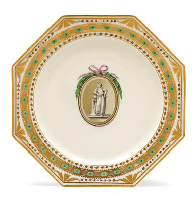 A plate with a classical figure, - Glas und Porzellan