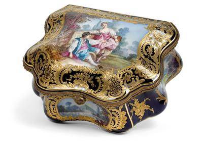 A lidded box with gilt bronze mount, - Glass and Porcelain