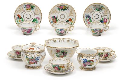 A tea service, - Vetri e porcellane