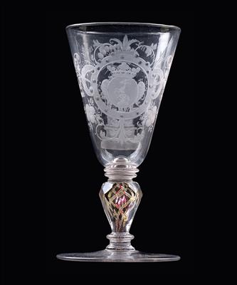 A Baroque glass bearing the coat-of-arms of Counts Palffy and the dedication "Was Gott und dem Kayser treu", - Vetri e porcellane