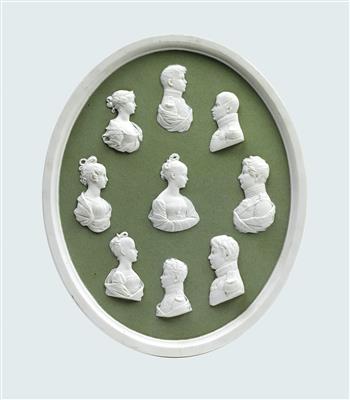 Oval with relief-portraits of the royal family, - Glass and Porcelain