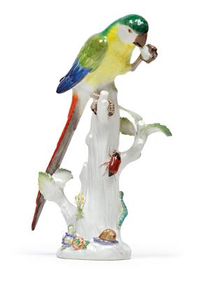 A Parrot Perched on a Tree Trunk, - Vetri e porcellane