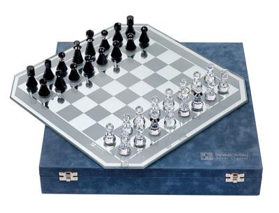 A Swarovski Chess Set, - Vetri e porcellane