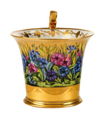 Große Goldtasse mit "fleurs en terrasse", - Vetri e porcellane