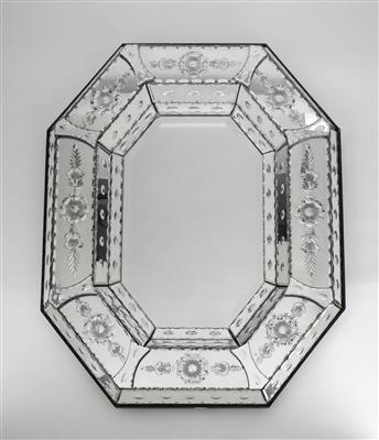 Prachtvoller Spiegel im venezianischen Stil und Kastenrahmen, - Glass and Porcelain