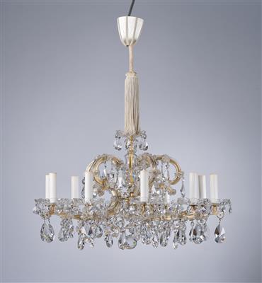 A Glass Chandelier, - Vetri e porcellane