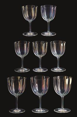 Lobmeyr-Gläser in Blütenform, - Sklo a porcelán