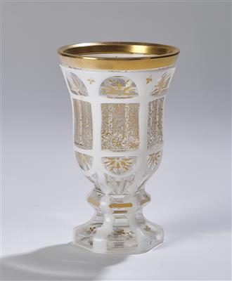 Fußbecher mit Goldbemalungen, Böhmen 2. Hälfte 19. Jh. - Glass and Porcelain