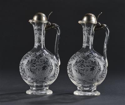 Lobmeyr Paar Karaffen mit vergoldeter Silbermontierung - Sklo a porcelán