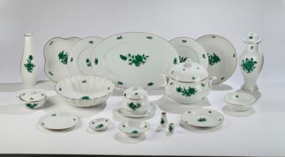 Elegantes Speiseservice, Dekor Maria Theresia, Augarten, Wien um 1980, - Sklo a porcelán