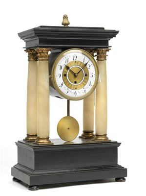 A Biedermeier portico commode clock with chiming drum mechanism, "Mich. Böck in Wien" - Starožitnosti