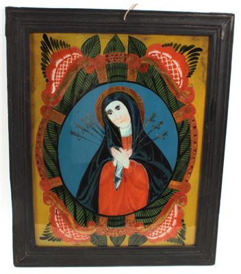 A reverse glass painting, The Seven Sorrows of Mary, - Orologi, metalli lavorati, arte popolare e ceramica faentina, sculture  +Strumenti scientifici e globi d'epoca