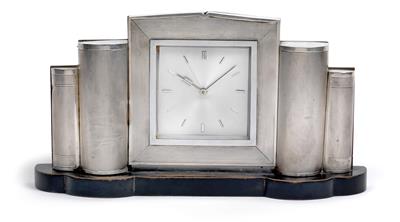 An Art Déco silver table clock - Clocks, Metalwork, Faience, Folk Art, Sculptures +Antique Scientific Instruments and Globes