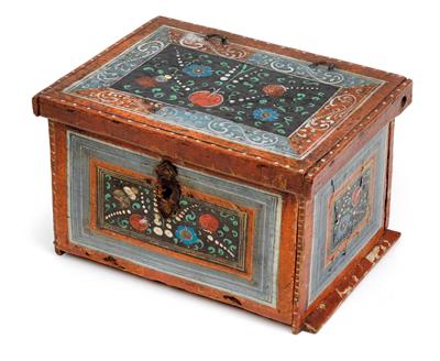 A small jewellery box, - Antiques: Clocks, Sculpture, Faience, Folk Art, Vintage, Metalwork