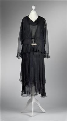 A dress with jacket, - Antiques: Clocks, Sculpture, Faience, Folk Art, Vintage
