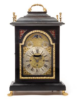 A Baroque bracket clock from Vienna, with moon phase - Antiques: Clocks, Sculpture, Faience, Folk Art, Vintage