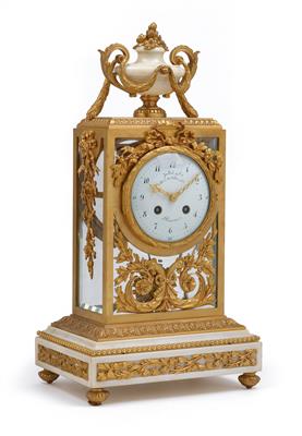 A Neoclassical mantelpiece clock - Starožitnosti