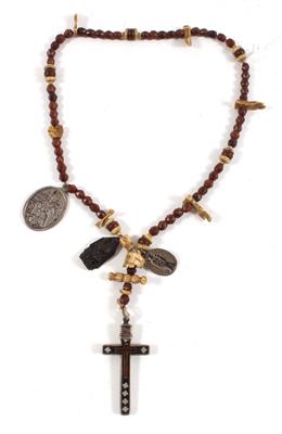 A rosary, - Orologi, vintage, sculture, maioliche, arte popolare
