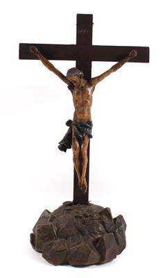 A free-standing crucifix, - Clocks, Vintage, Sculpture, Faience, Folk Art, Fan Collection