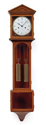 A wall-mounted pendulum clock in the style of Viennese Biedermeier lantern clocks, - Orologi, vintage, sculture, maioliche, arte popolare