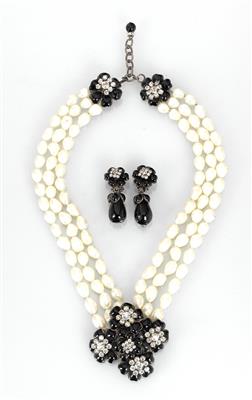 Chanel Collier, 1 Paar Ohrclips - Vintage Mode und Accessoires