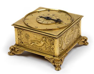 A Baroque horizontal table clock - Umění a starožitnosti