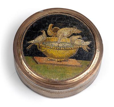 Roman micro-mosaic box, - Arte e antiquariato