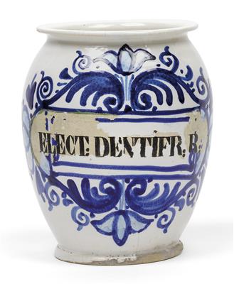 A Haban pharmacists' container, end of the seventeenth century - Orologi, arte asiatica, metalli lavorati, fayence, arte popolare, sculture