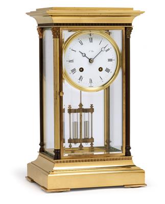 A Neoclassical bronze mantelpiece clock - Umění a starožitnosti