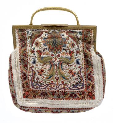 A bag from the property of Mercedes Fragiacomo, married Peter von Thyllnreuth, - Umění a starožitnosti