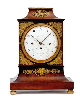 An Empire Period commode clock from Vienna - Umění a starožitnosti