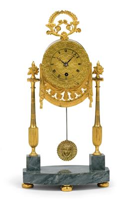 A small Louis Philippe bronze mantelpiece clock - Starožitnosti