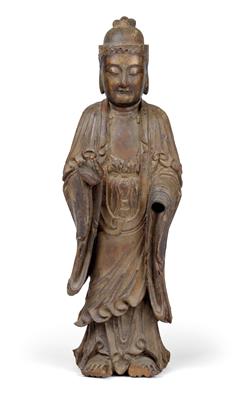 A standing bodhisattva, China, 17th/18th cent. - Antiquariato
