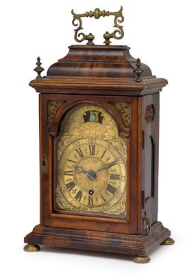 A small Baroque bracket clock from Baaden - Antiquariato