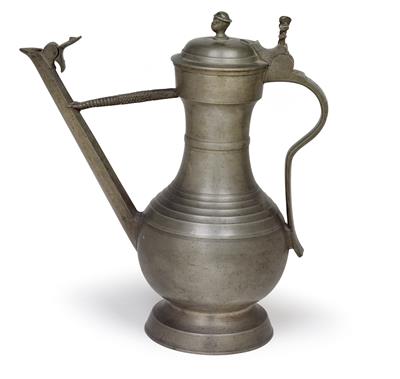 A stein with spout, - Antiquariato