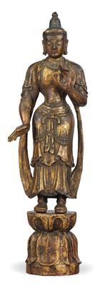 A Standing Bodhisattva, Tibeto-Chinese or Mongolian, 18th-19th century - Antiques (Clocks, Asian Art, Metalwork, Faience, Folk Art, Sculpture)