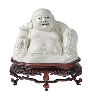 A Blanc de Chine Figure of Budai, China, Qing Dynasty, - Antiquariato - Parte 1