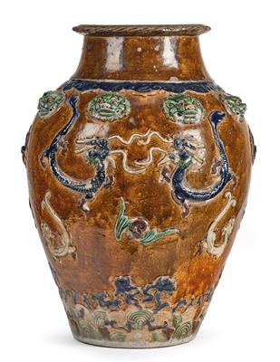 A Large Storage Jar, China, Qing Dynasty, Shivan Pottery, - Antiquariato - Parte 1