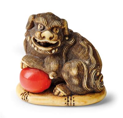 Netsuke eines shishi mit Ball, Japan, 19. Jh., - Asiatika, Antiquitäten und Möbel - Teil 1