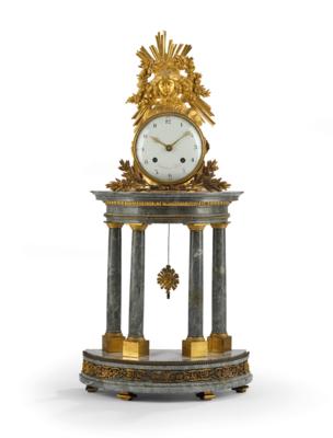 A Neoclassical Marble Mantel Clock (“Trumeauuhr”), - Anitiquariato e mobili