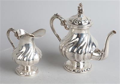 Kleine Silber Teekanne mit Gießer, - Silber