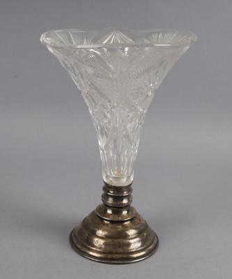 Vase mit Silbermontierung, - Silver
