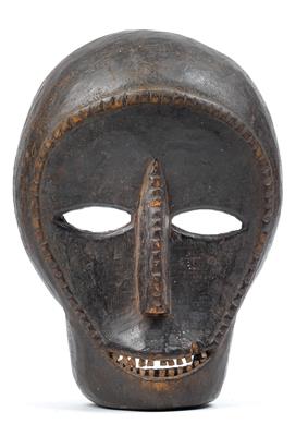 Ngbaka, Dem. Rep. of Congo: An old mask, with inserted wood teeth. - Tribal Art