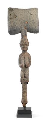 Yoruba, Nigeria: Eine große 'Shango-Keule' mit sehr starker Opfer-Patina. - Stammeskunst/Tribal-Art