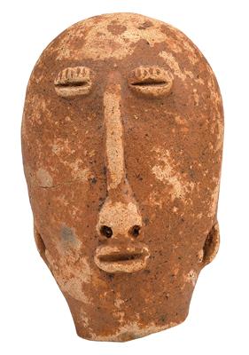 Afrika-Archäologie, Niger, ‘Bura-Asinda-Sikka-Kultur’, 3.-11. Jh. n. Chr.: Ein sogenannter ‘Gedenk-Kopf’ aus Terrakotta. - Stammeskunst/Tribal-Art; Afrika